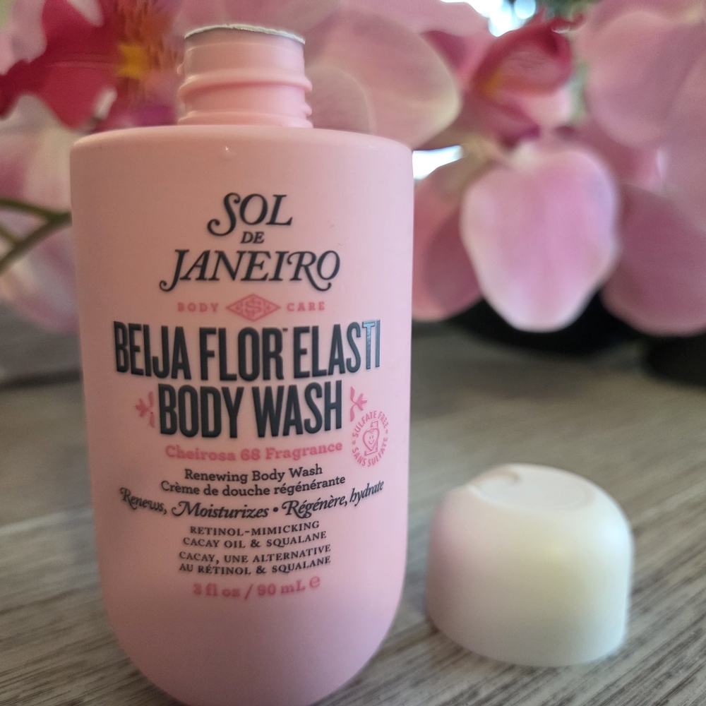 5 For 25💥Sol de Janeiro Beija Flor Body Wash - Pink